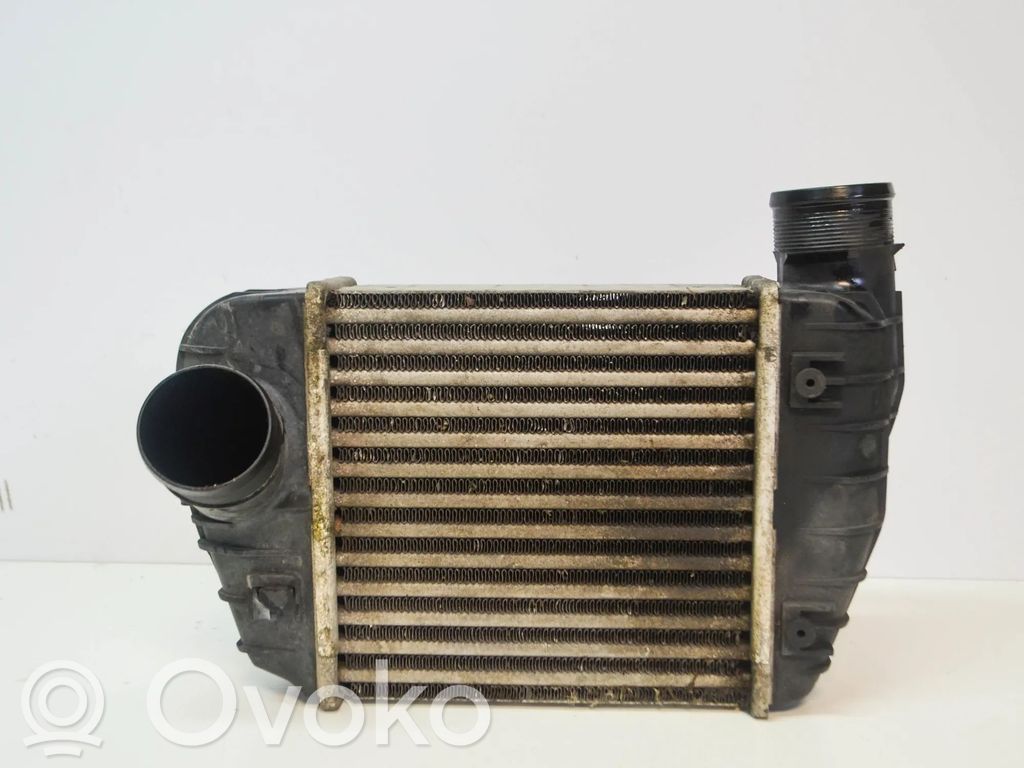 Audi A6 S6 C6 4F Radiador intercooler 