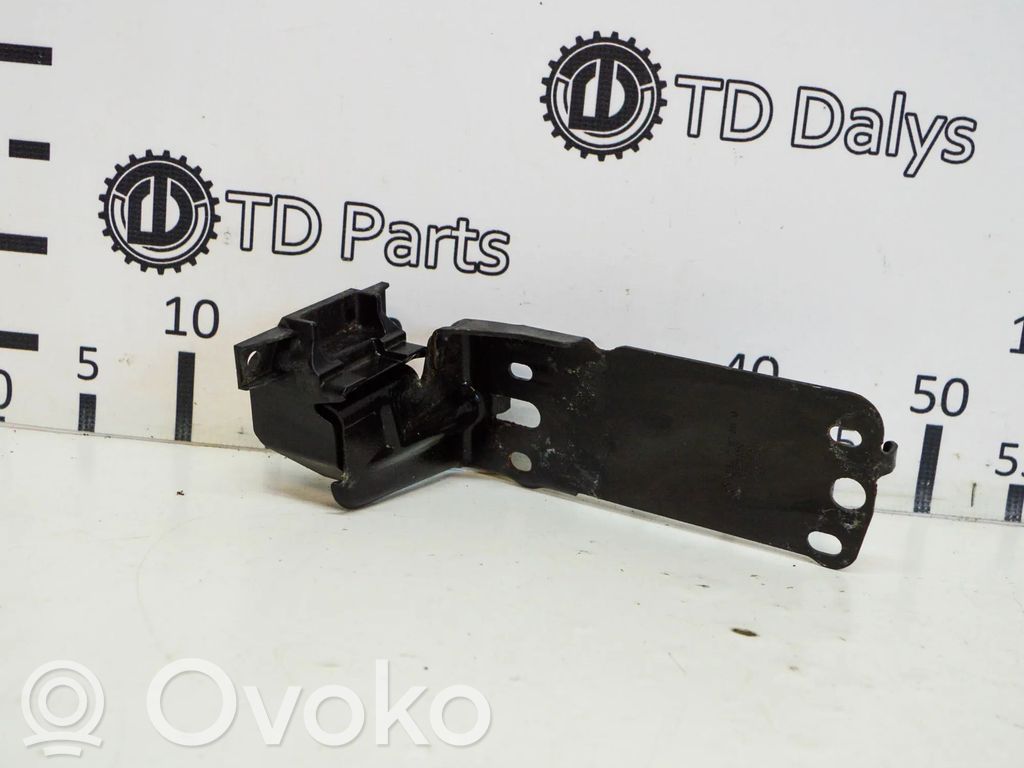 Support, fixation radiateur   7117811,7117811