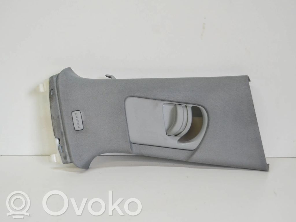 Audi A4 S4 B9 8W Osłona górna słupka / B 
