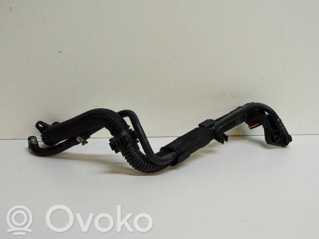 Audi A5 Przewód / Odma odpowietrzenia 