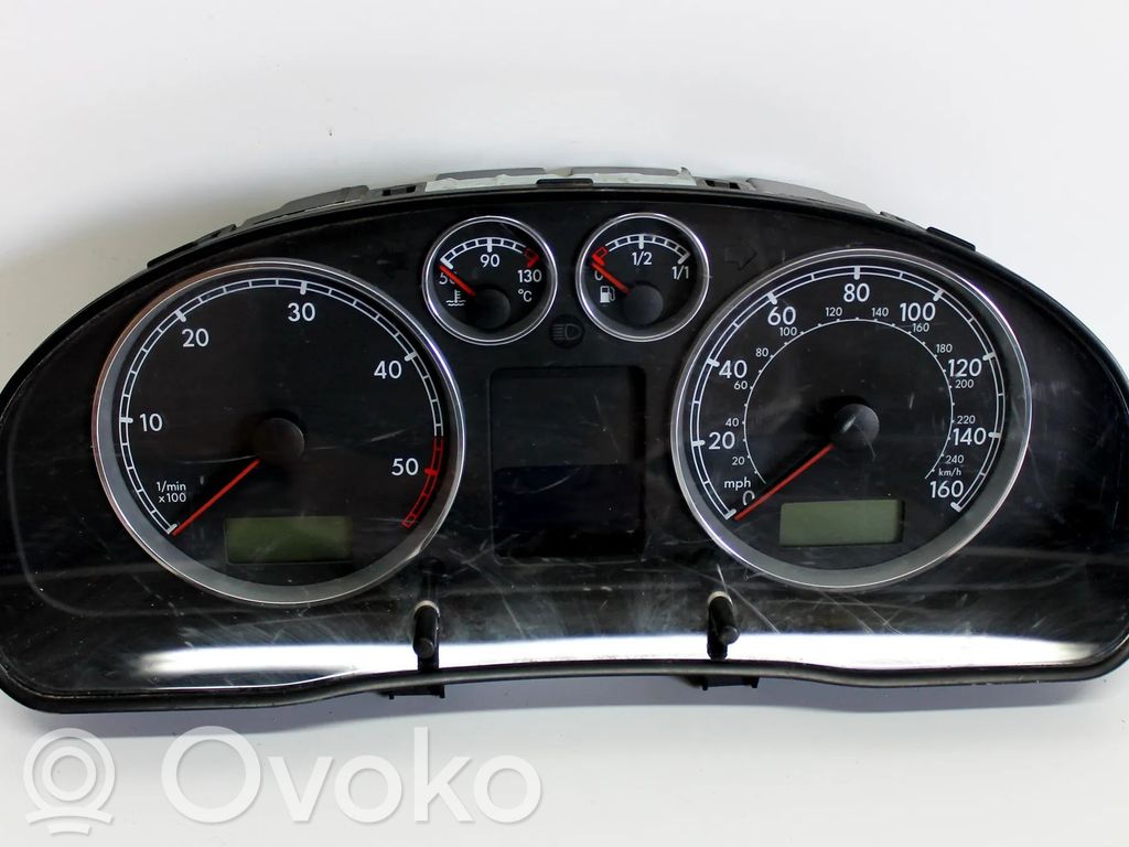 Volkswagen PASSAT B5 Nopeusmittari (mittaristo) 