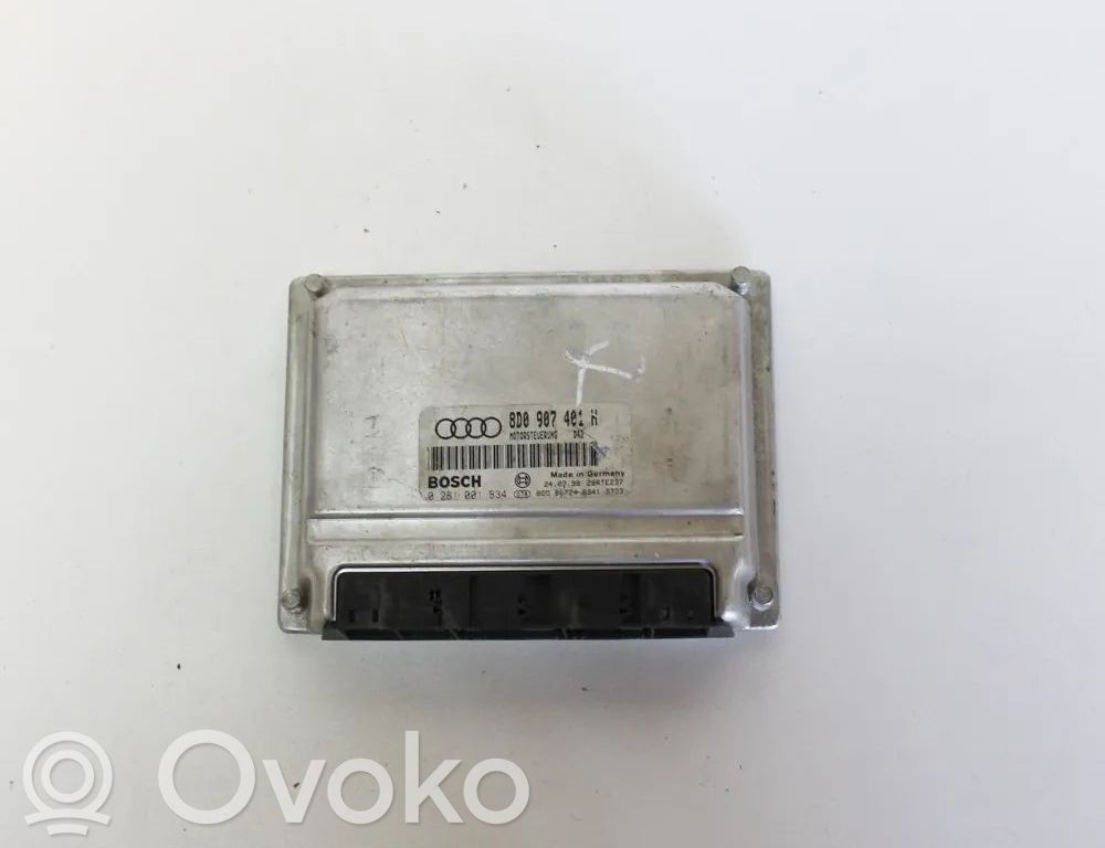 Volkswagen PASSAT B5 Unidad de control/módulo del motor 