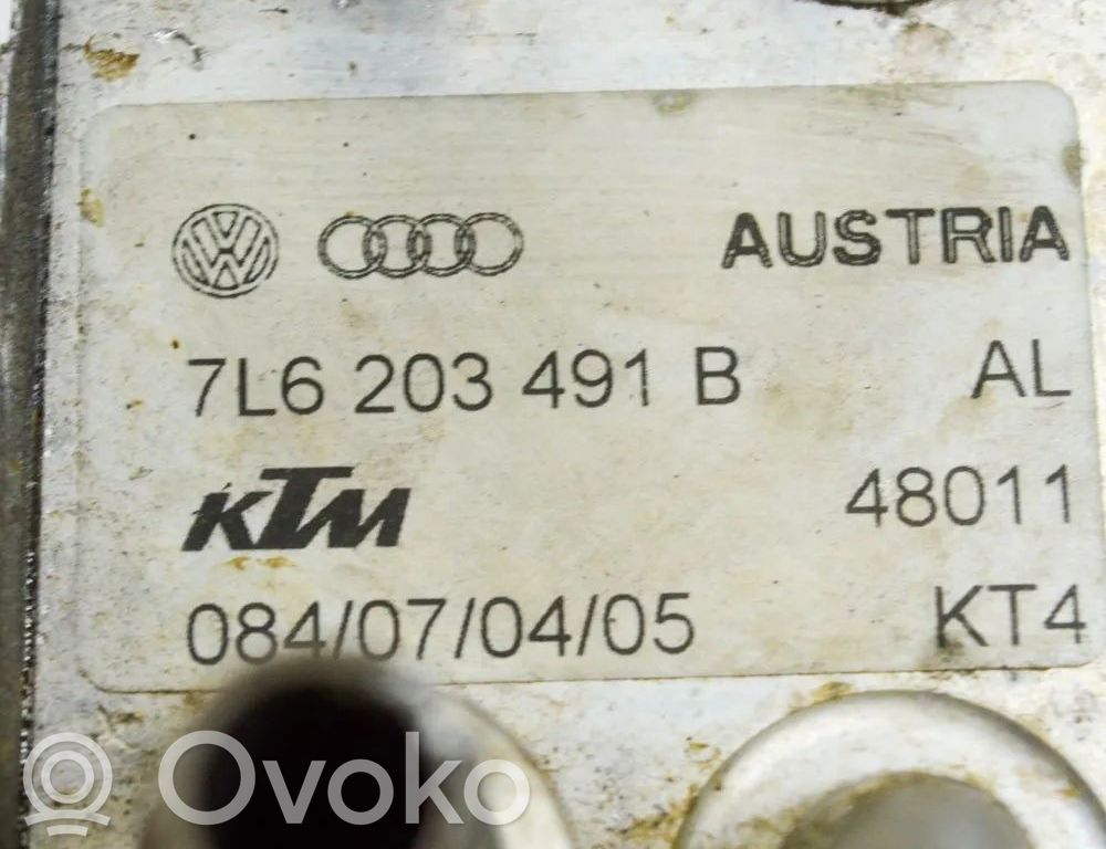 Volkswagen Touareg I Sonstiges Einzelteil Motorraum 