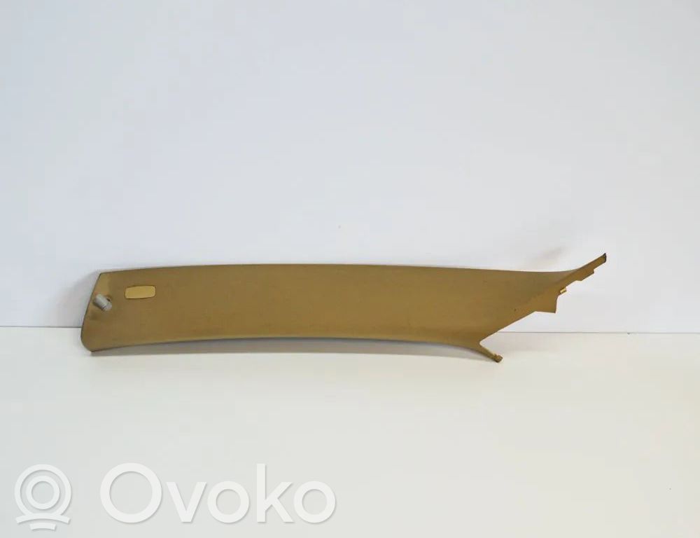 Osłona słupka szyby przedniej / A   7L6867233AQ