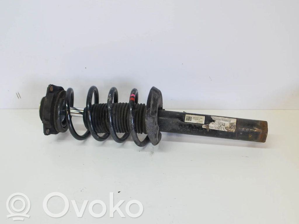 Volkswagen Golf VI Amortyzator przedni 