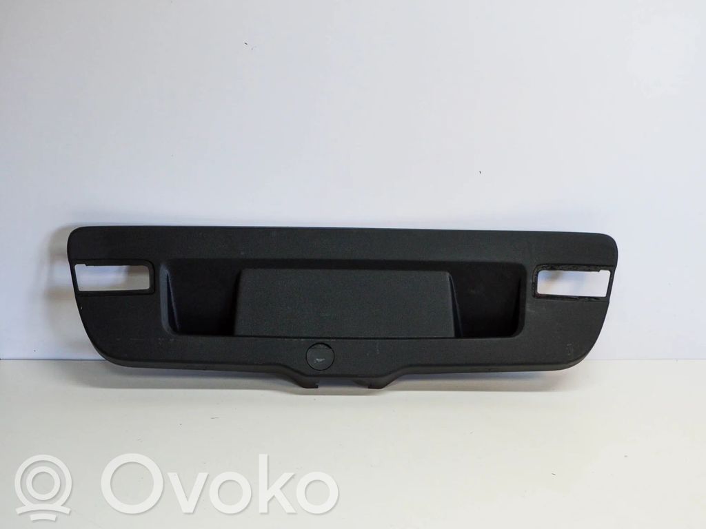 Volkswagen Jetta VI Poszycie / Tapicerka tylnej klapy bagażnika 