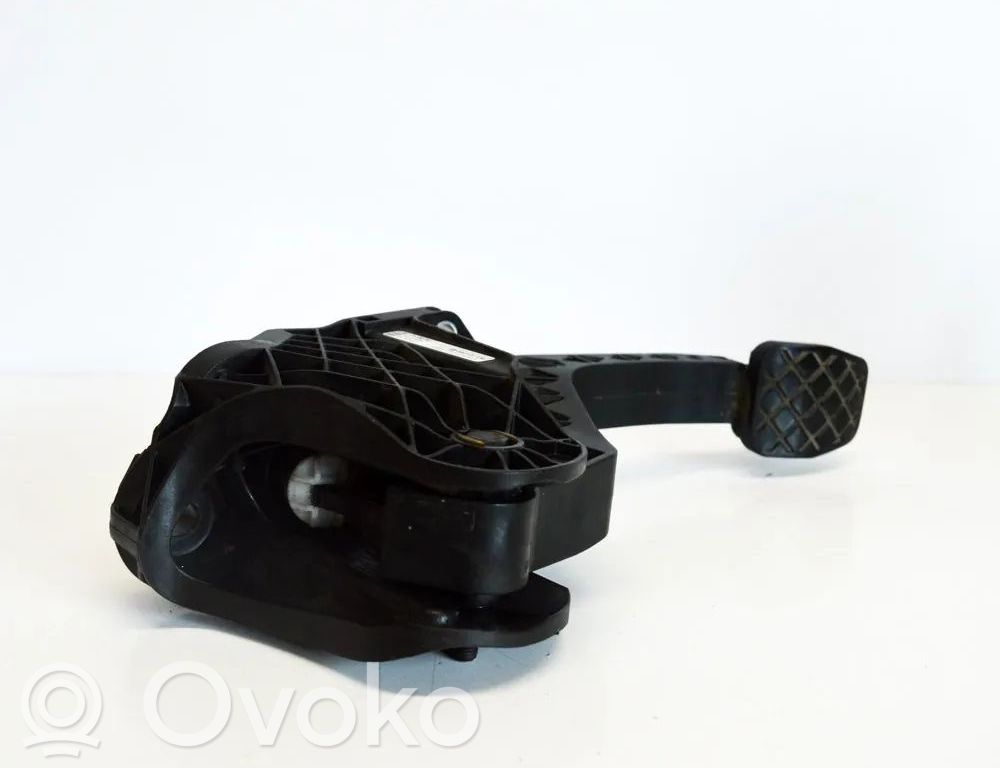 Volkswagen Golf V Kytkinpoljin 