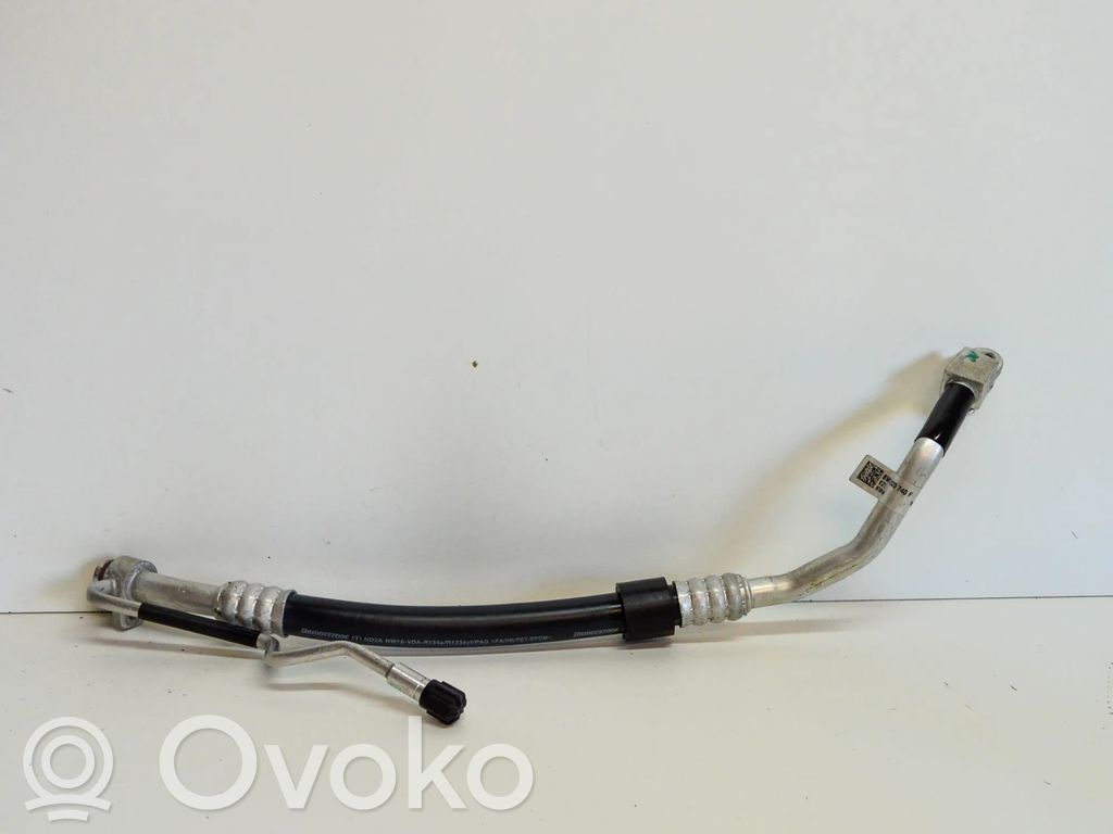 Audi A4 S4 B9 8W Wąż / Przewód klimatyzacji A/C 