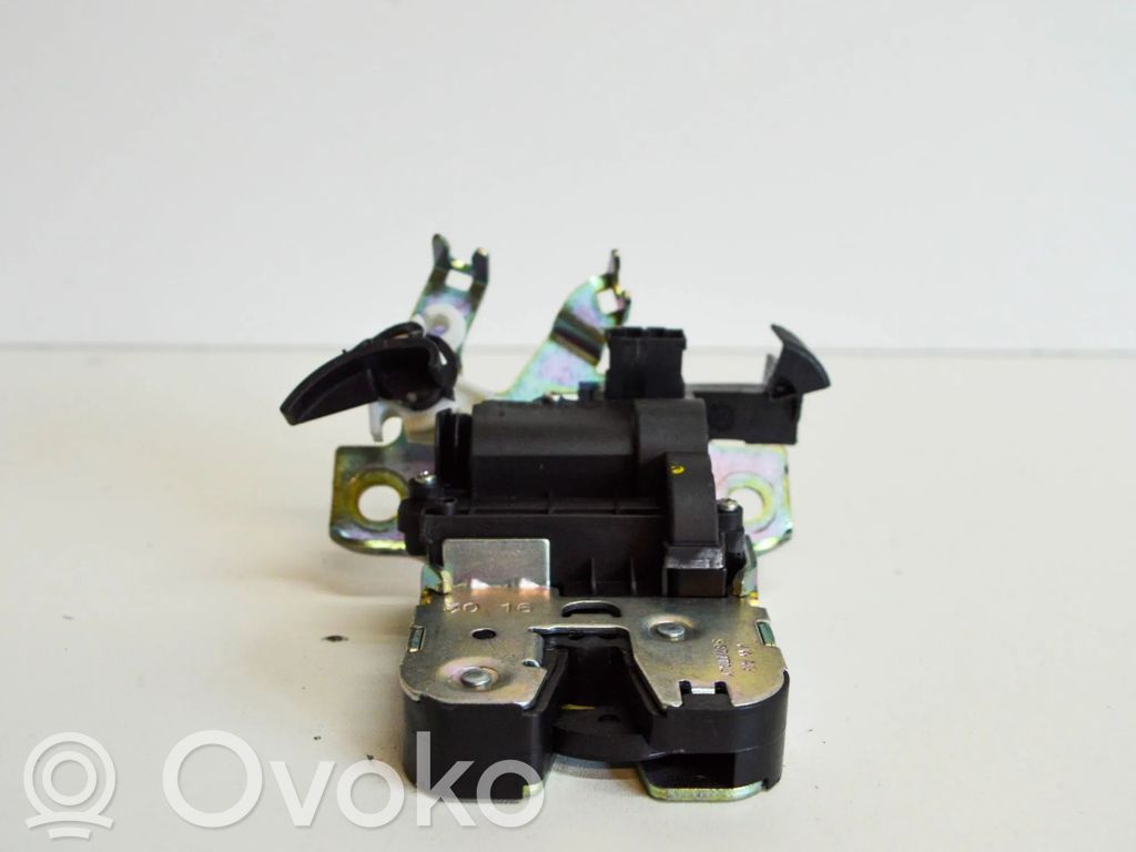 Audi A4 S4 B9 8W Tailgate/trunk/boot lock/catch/latch 