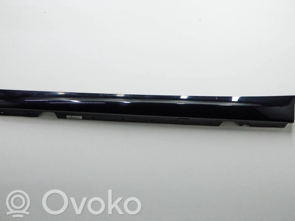 Slenkstis   7906507