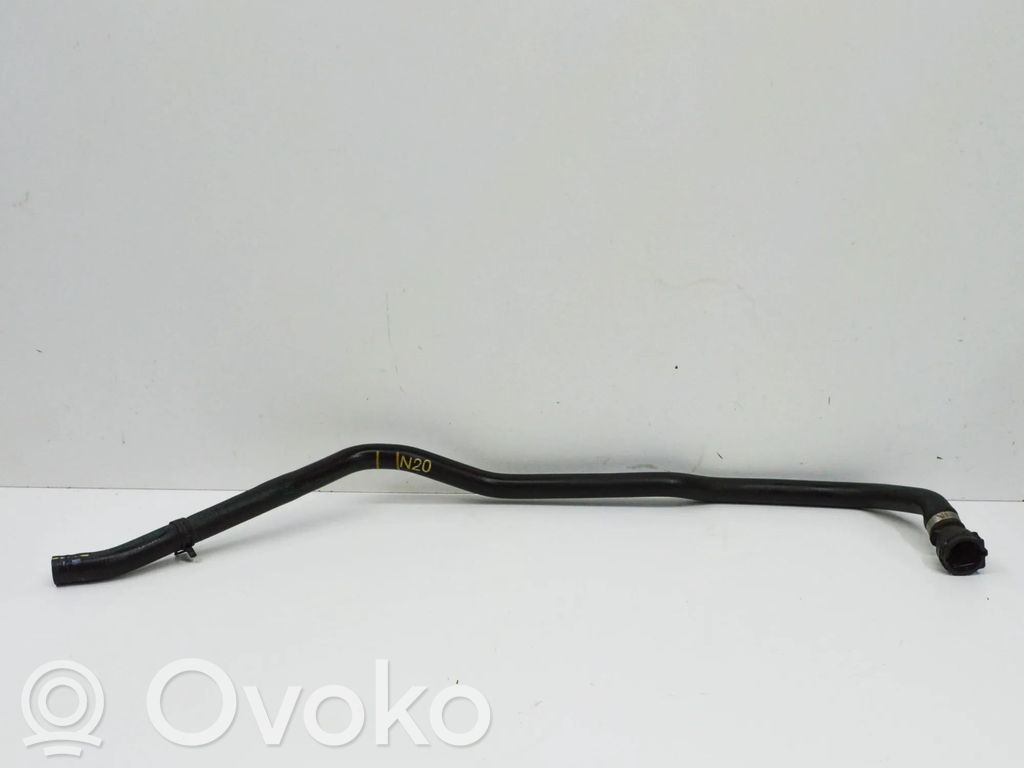 BMW 4 F32 F33 Moottorin vesijäähdytyksen putki/letku 