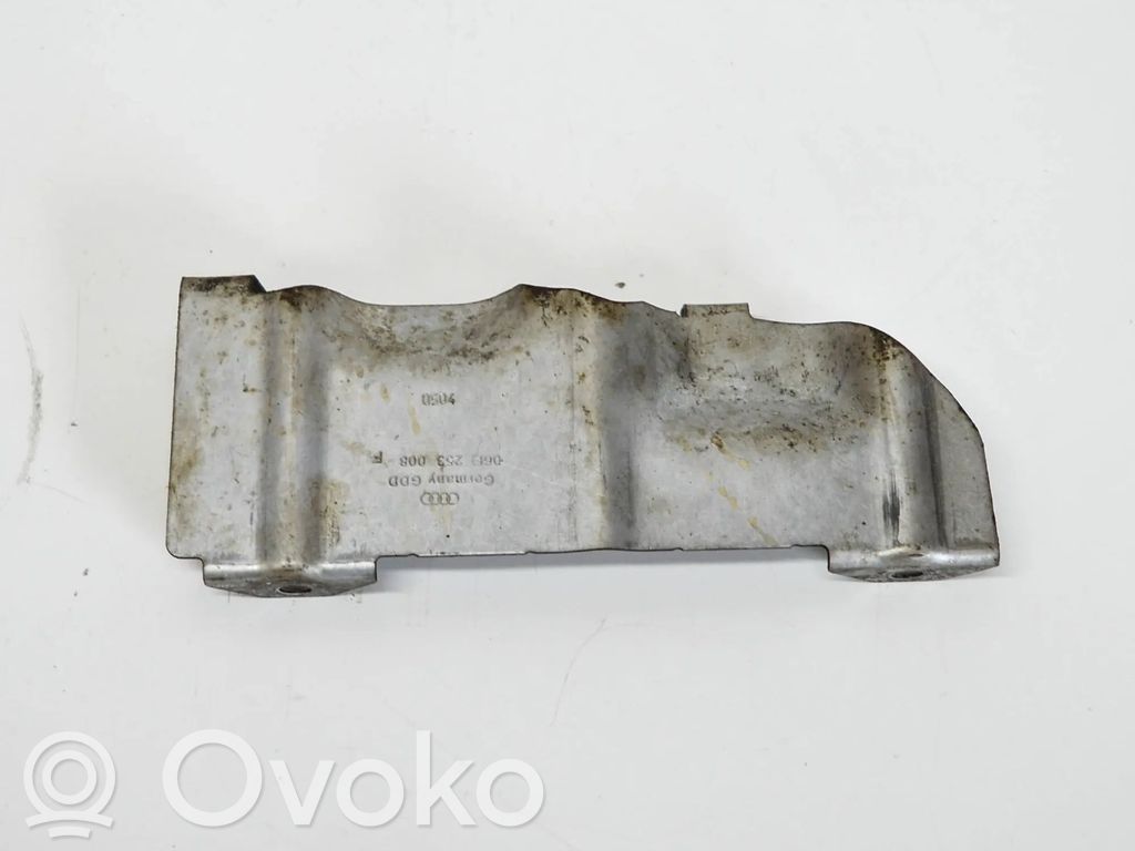 Audi A6 S6 C6 4F Alte piese compartiment motor 