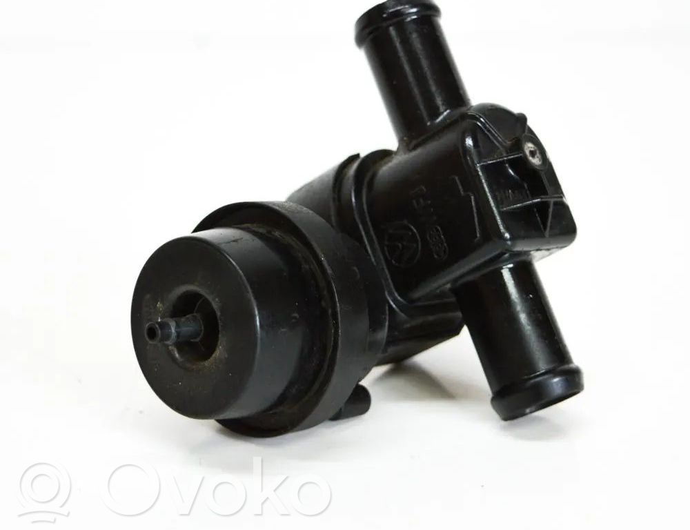 Audi A4 S4 B8 8K Muu moottoritilan osa