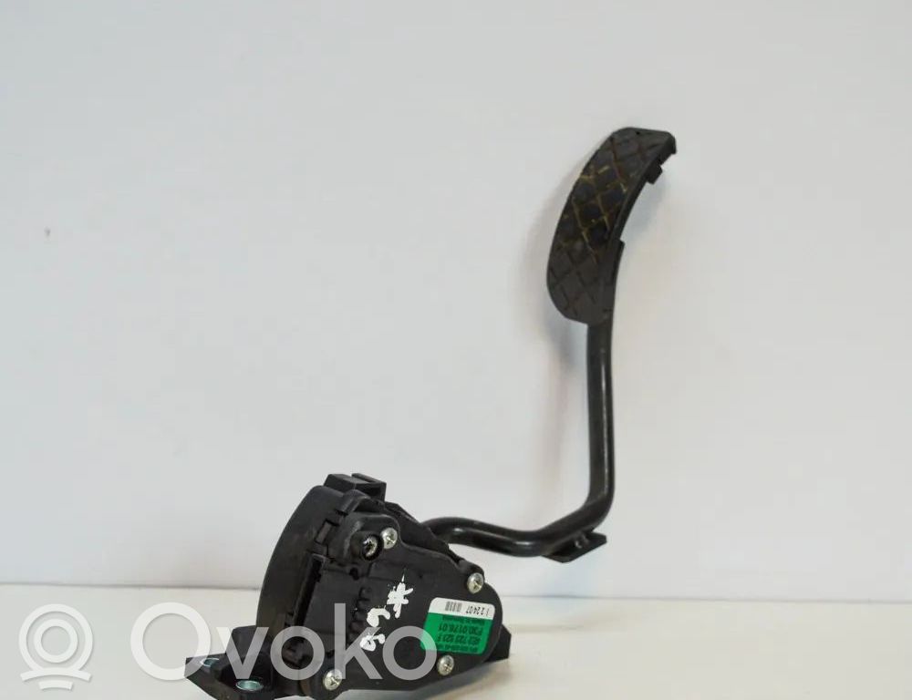 Audi A8 S8 D3 4E Gaspedal 