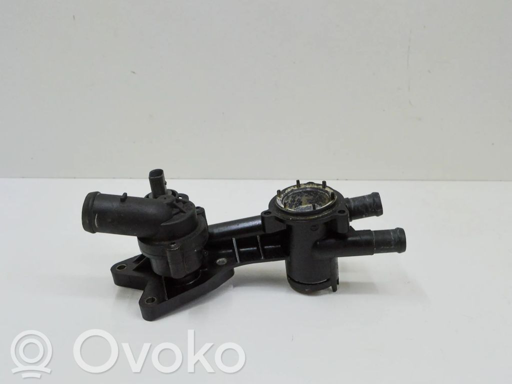Audi A3 S3 8P Thermostat housing 