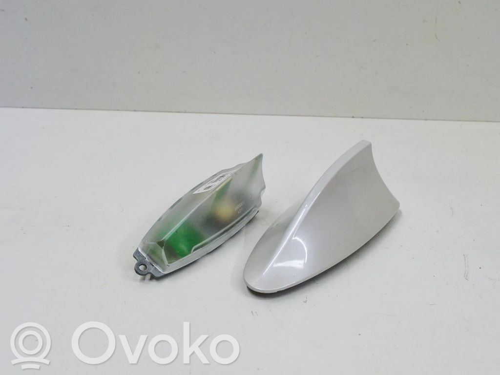 BMW 5 F10 F11 Antenna GPS