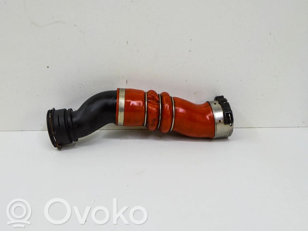 BMW 5 F10 F11 Furtun/conductă intercooler 