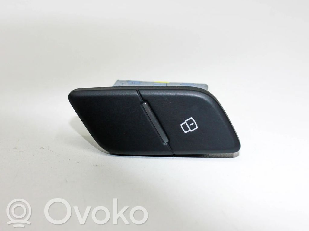 Central locking switch button   80A962107