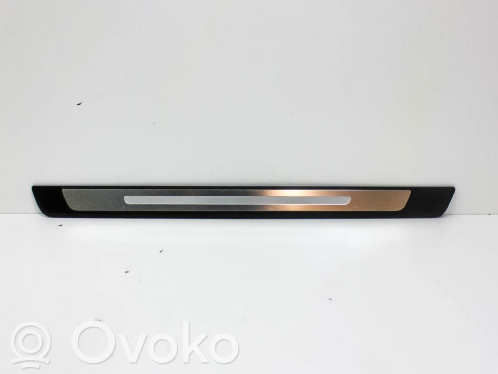Audi A4 S4 B9 8W Verkleidung A-Säule 