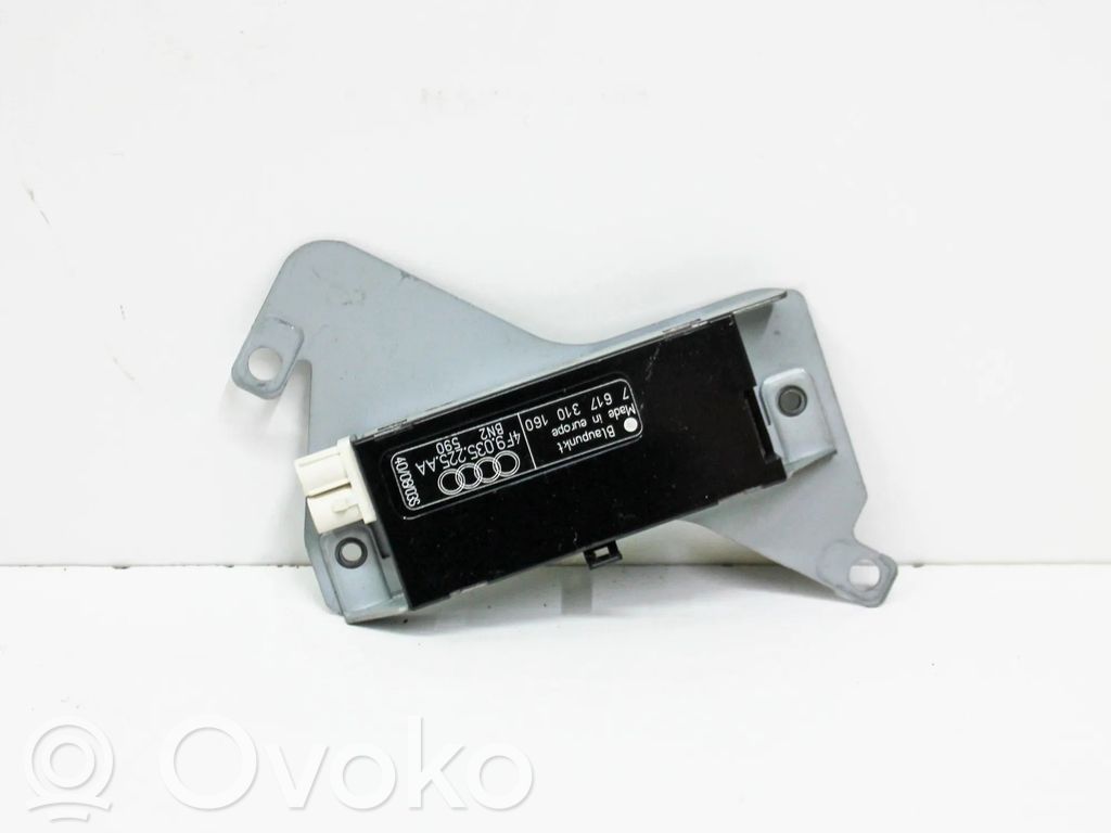 Audi A6 S6 C6 4F Antenos stiprintuvas 