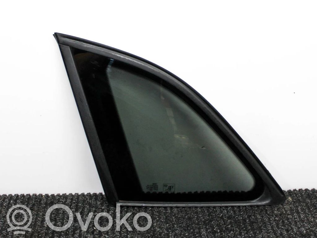 Audi Q5 SQ5 8R Szyba karoseryjna tylna 