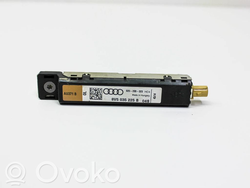 Audi A3 S3 8V Pystyantennivahvistin 