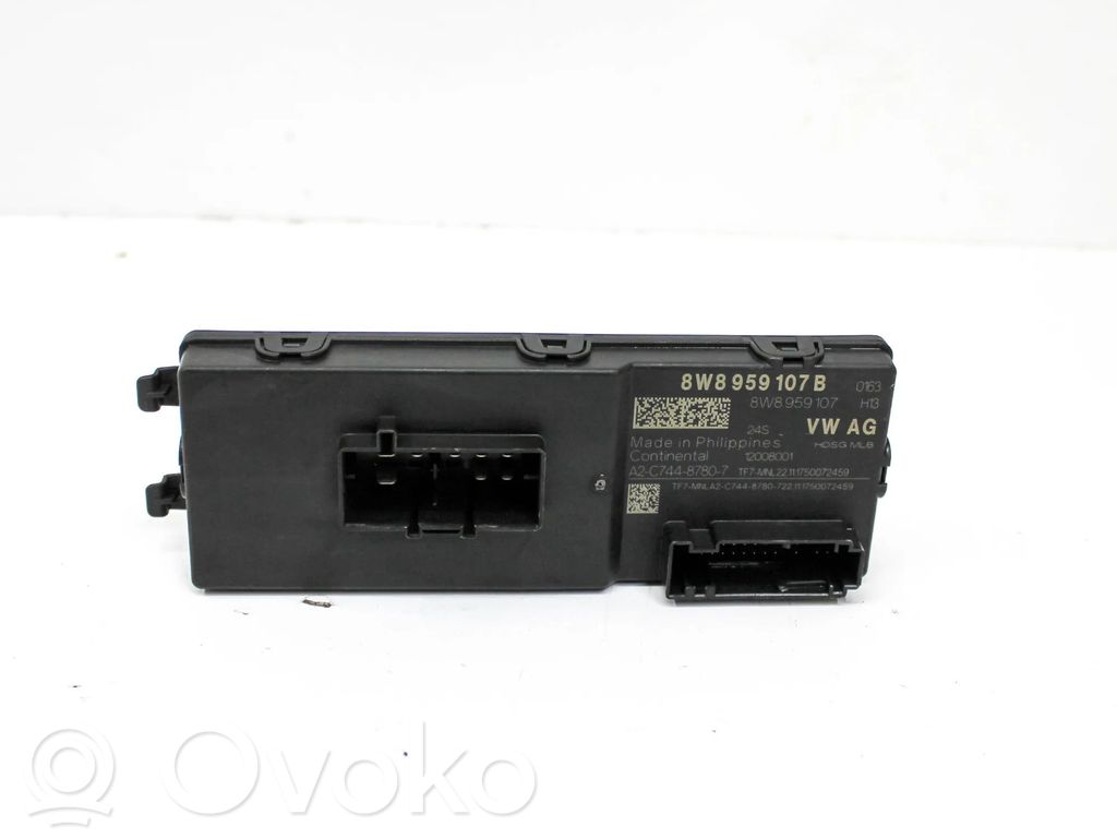 Unité de commande / module de hayon   8W8959107B