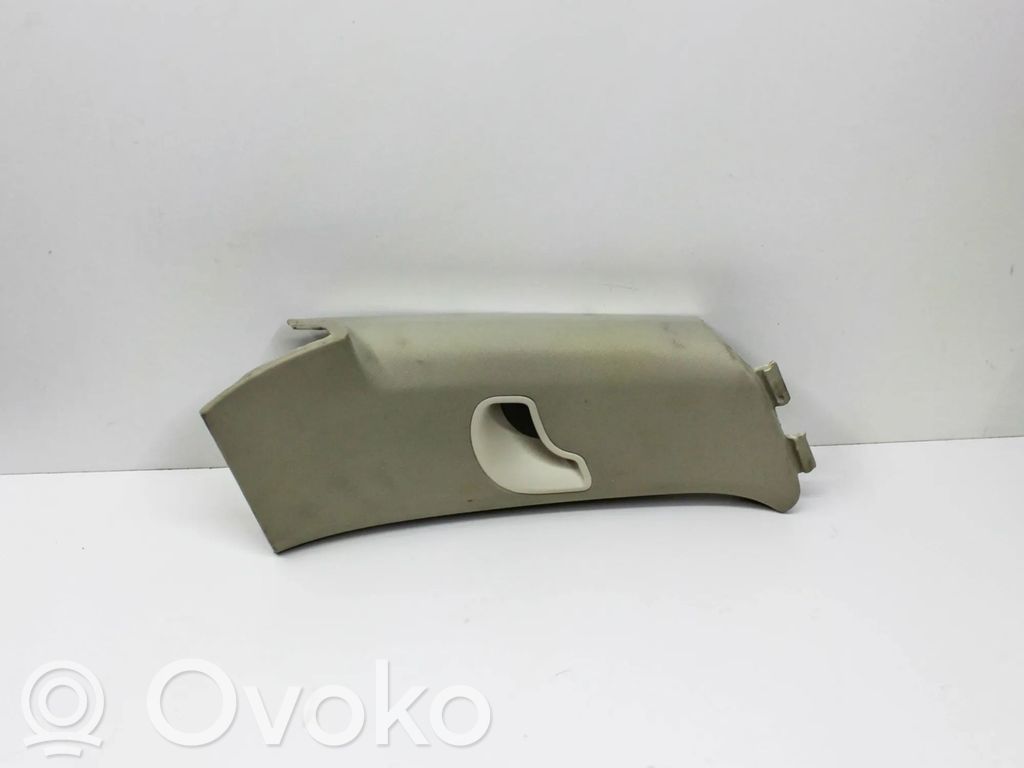 Volkswagen Touareg II Rivestimento montante (C)