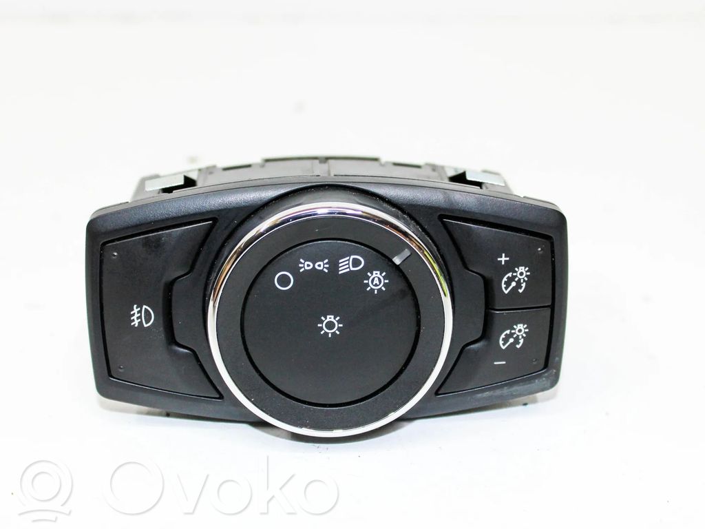 Ford Ecosport Light switch 