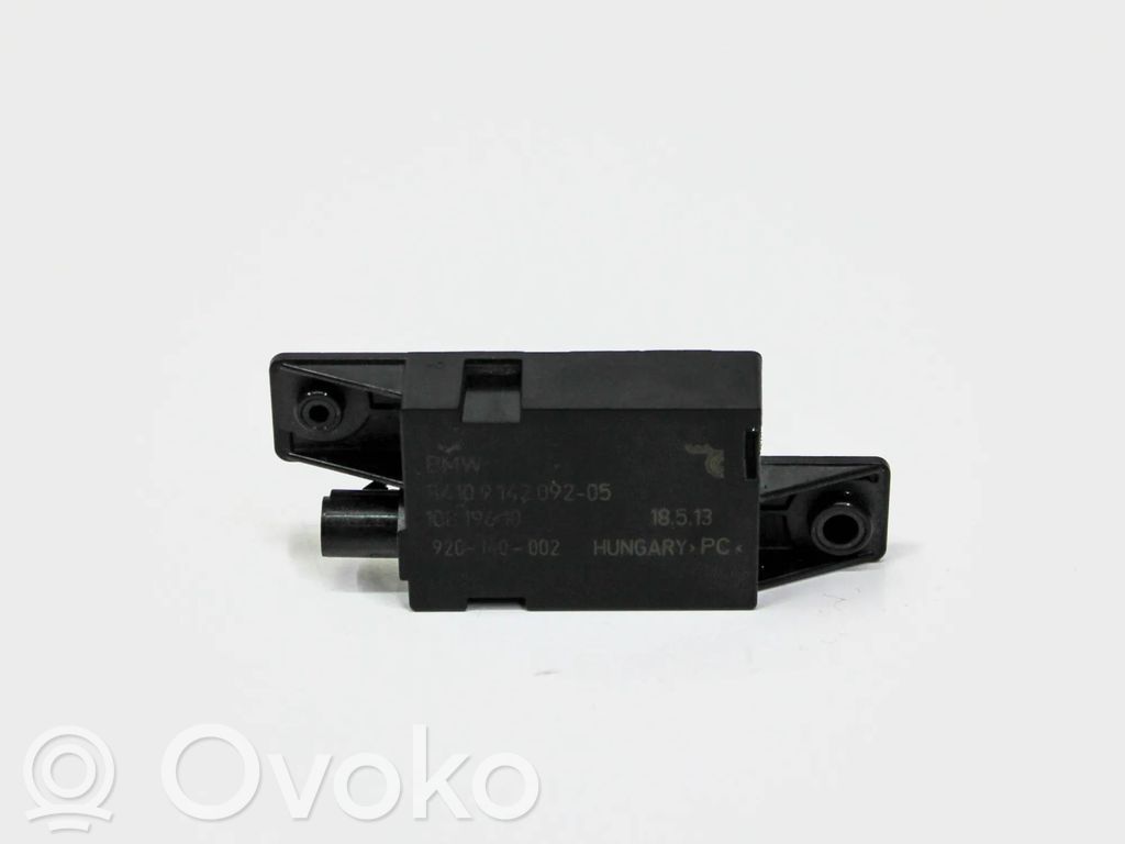 BMW X1 E84 Aerial antenna amplifier 