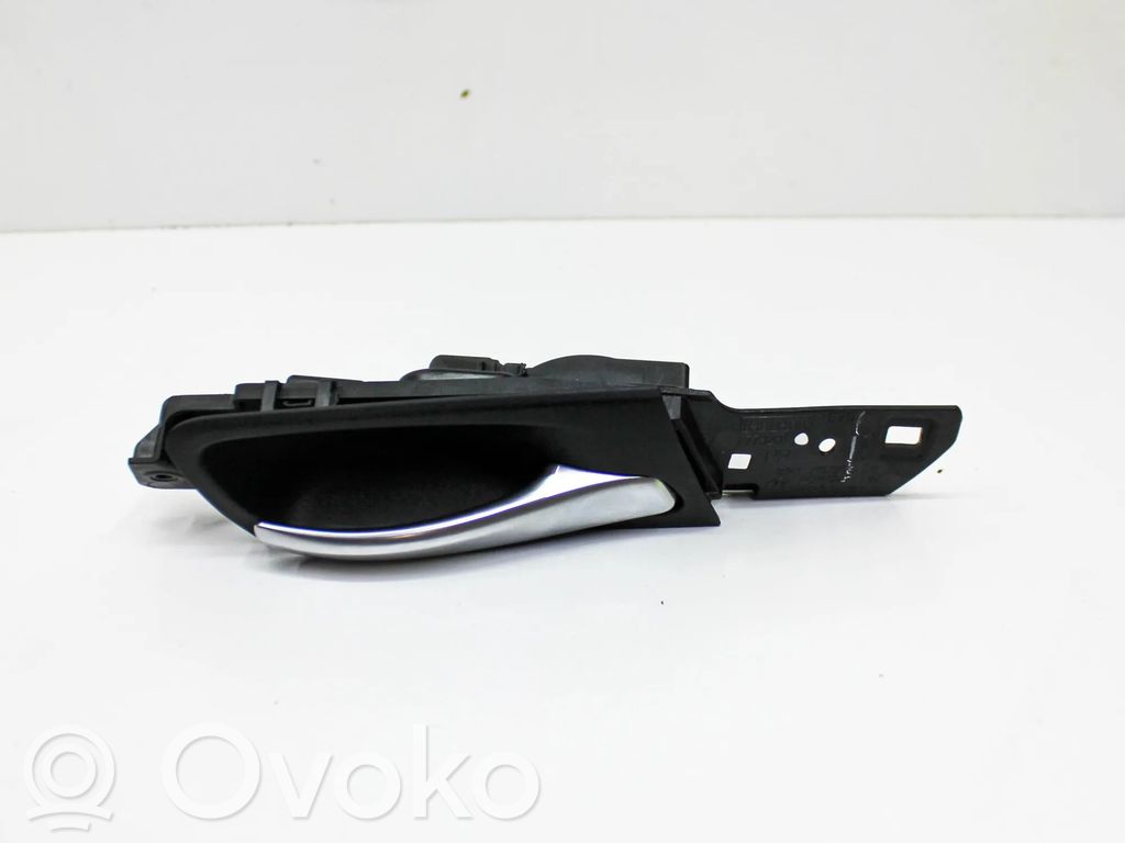 BMW X5 E70 Manecilla interna puerta trasera 