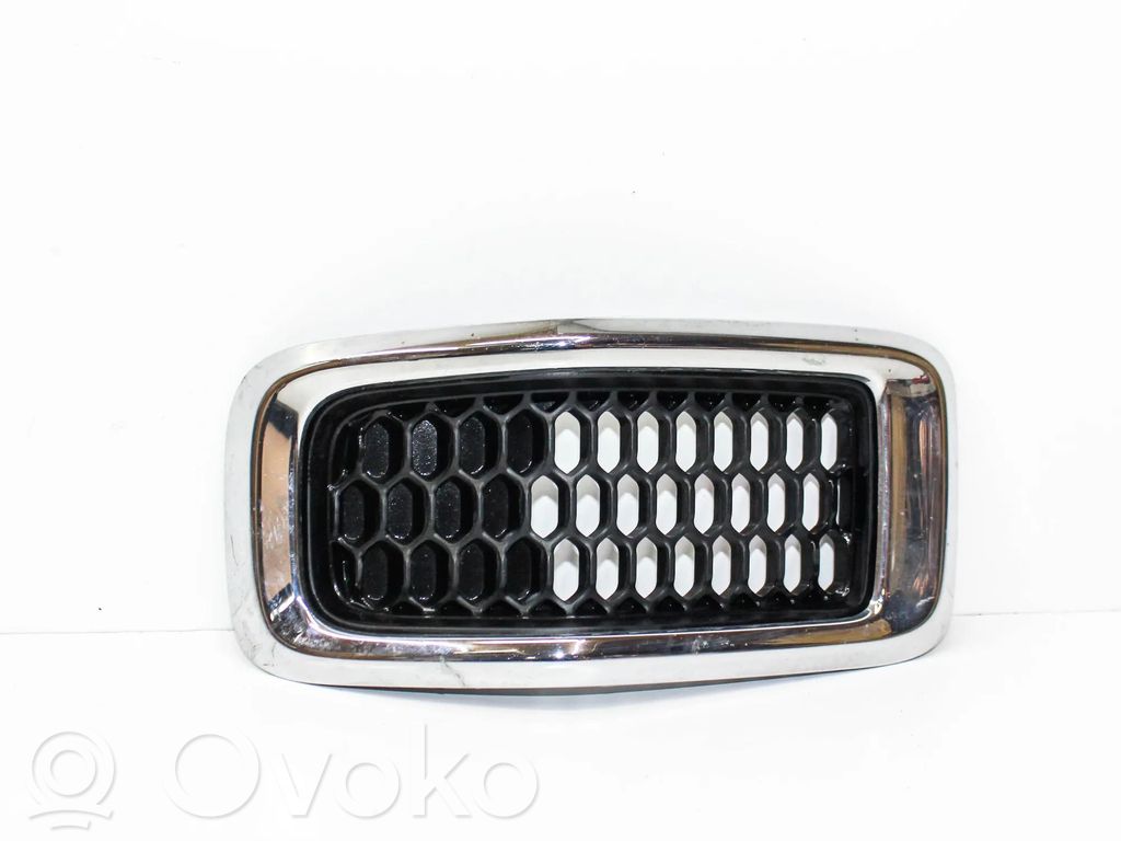 Jeep Grand Cherokee Rejilla delantera 