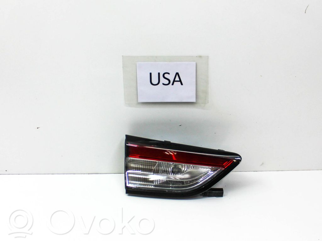 Ford Escape IV Takaluukun takavalot 