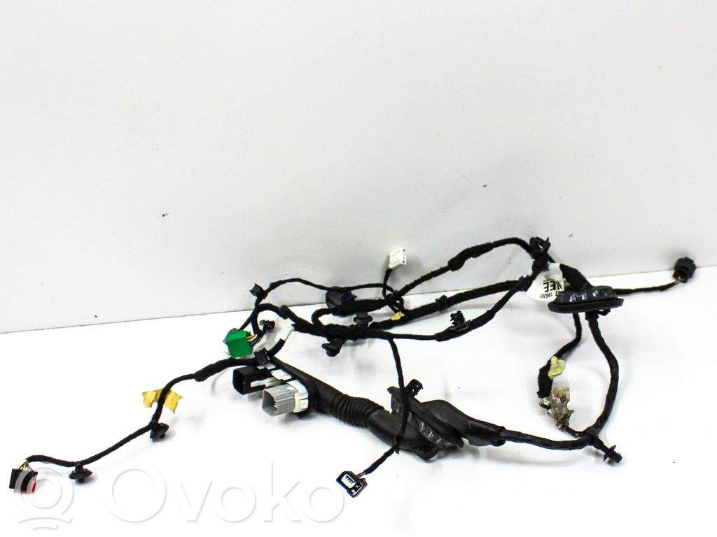 Ford Escape IV Cableado de puerta delantera 