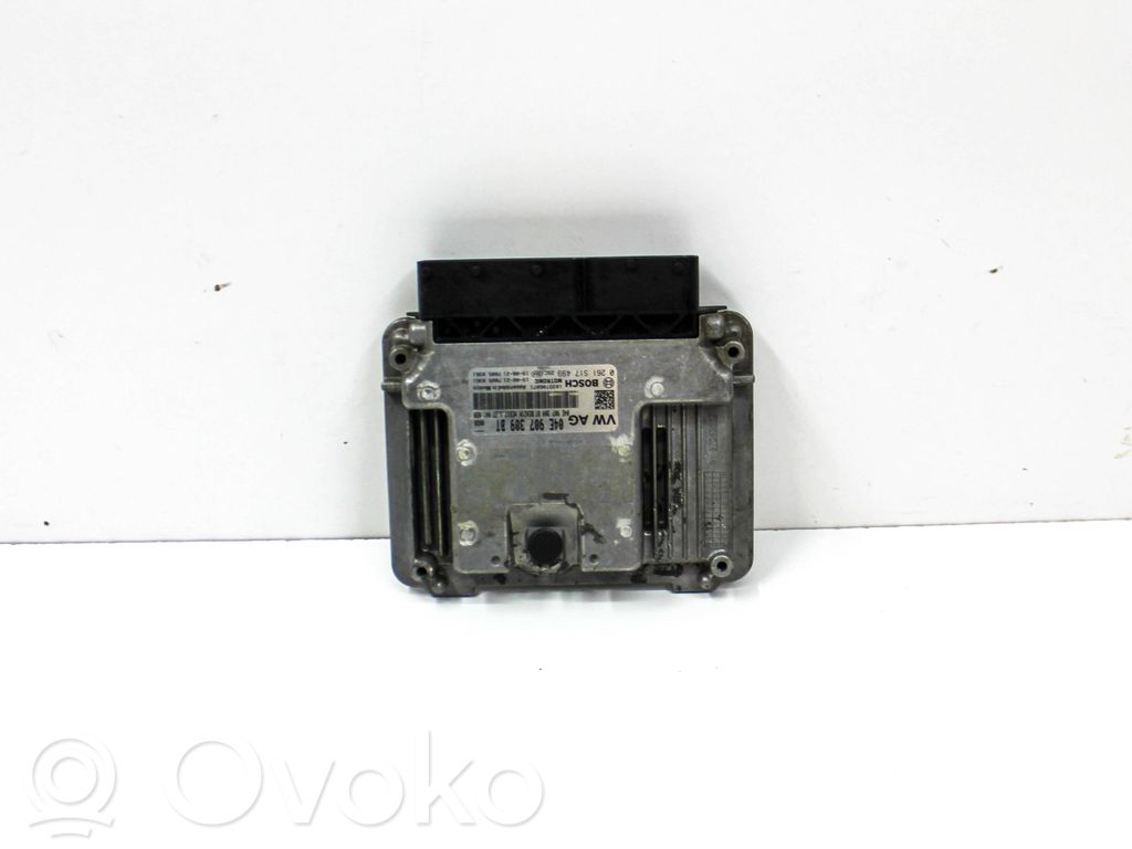 Volkswagen Jetta VII Engine control unit/module 