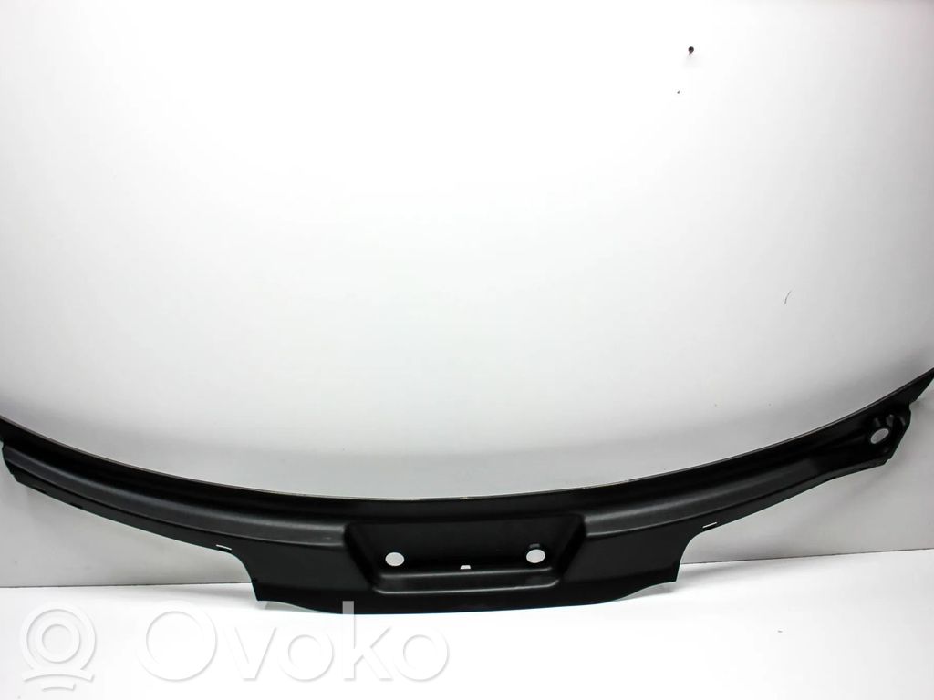 Moldura del limpia   7P5819401B