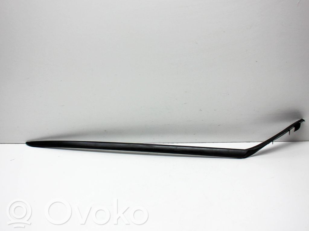 Volvo V60 Windshield trim 