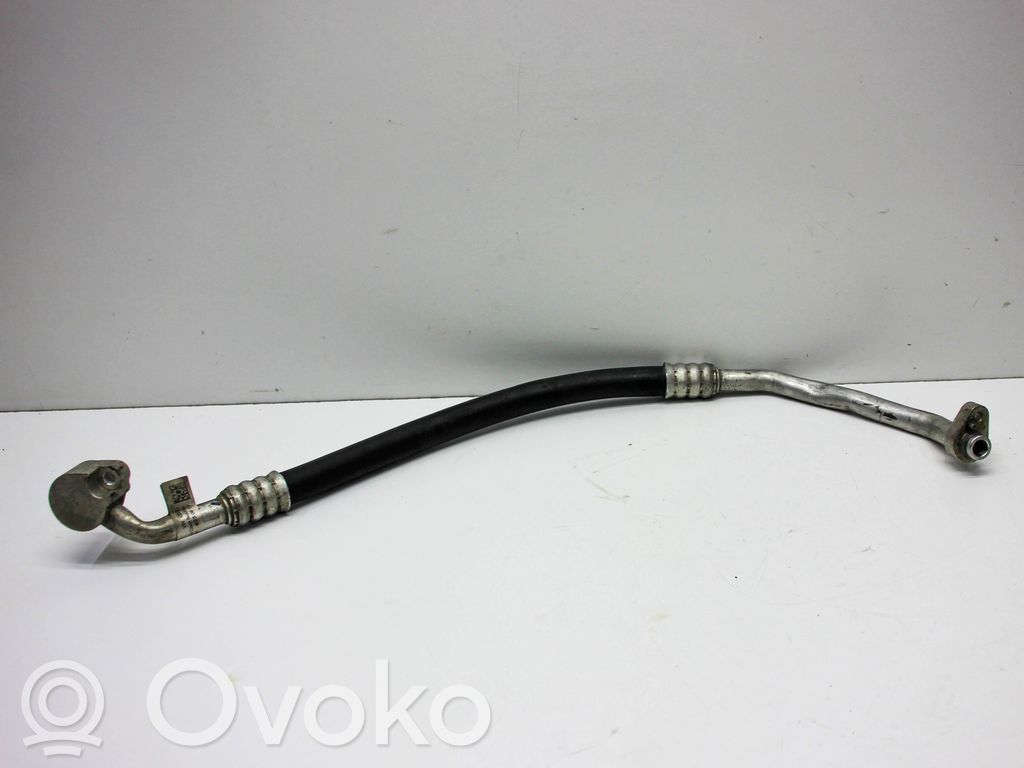 Audi A5 Ilmastointilaitteen putki (A/C) 