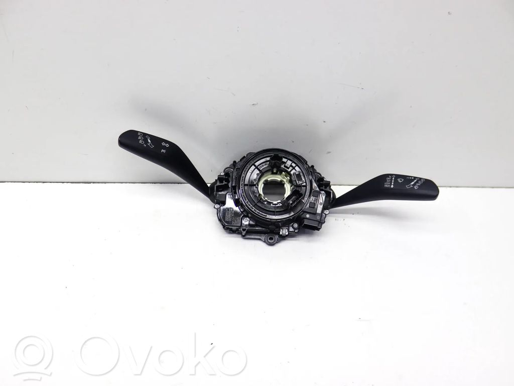 Cupra Born Commodo, commande essuie-glace/phare 