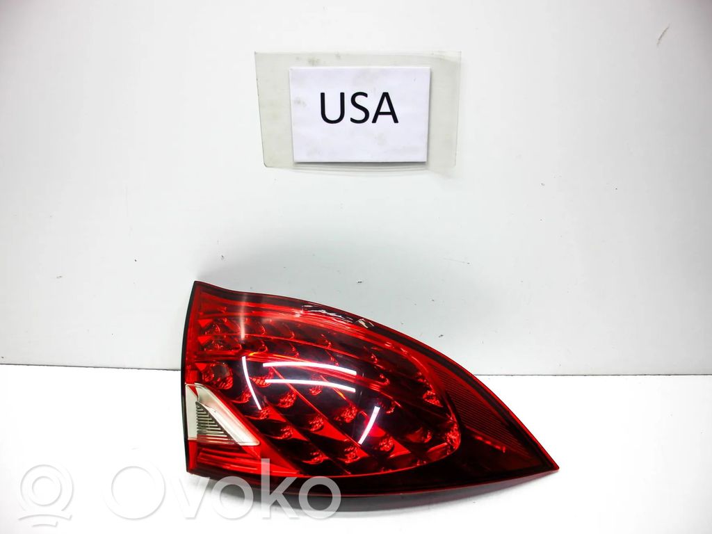 Porsche Cayenne (92A) Lampa tylna 