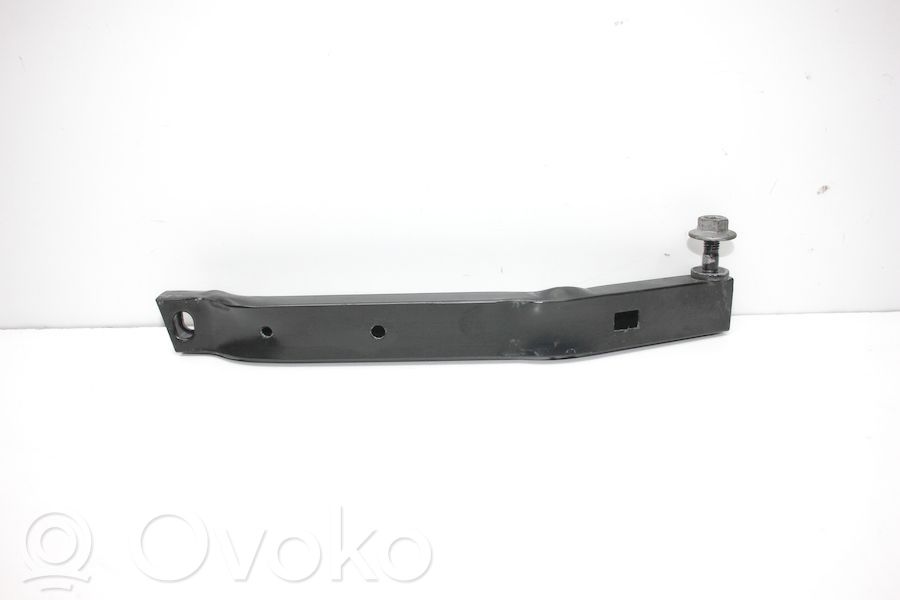 Porsche Macan (95B) Radiator support slam panel bracket 