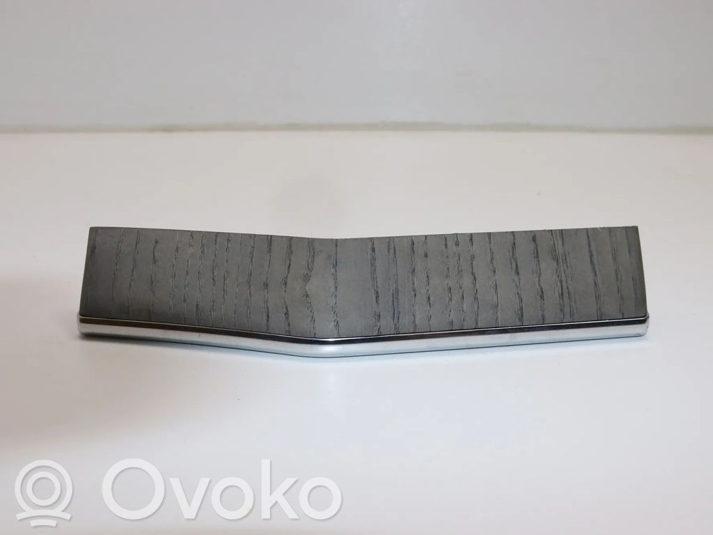 Volvo XC90 Ramă ornament torpedou bord