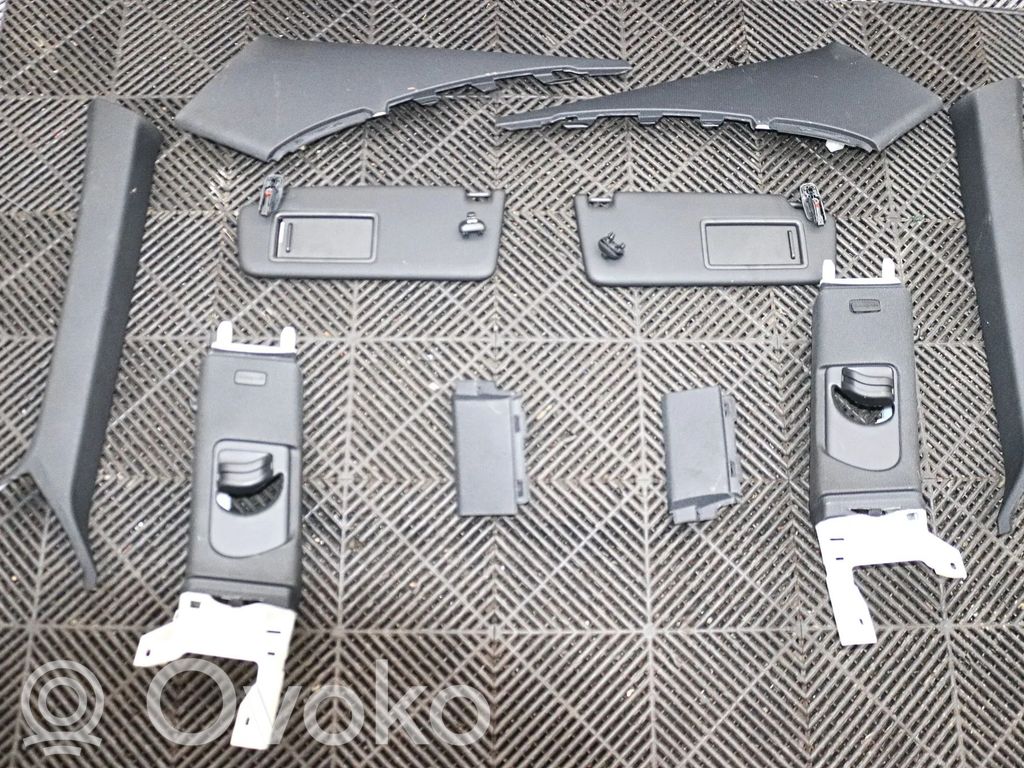 Audi A5 Inny części progu i słupka 