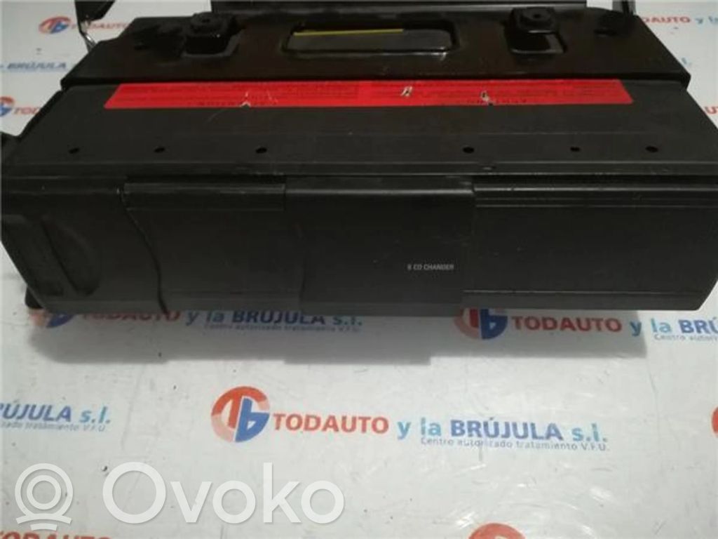 BMW 3 E90 E91 CD/DVD keitiklis 