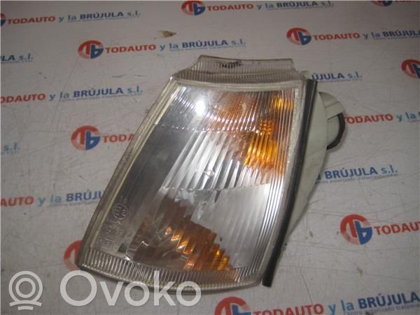 Renault Clio I Semnalizator față 