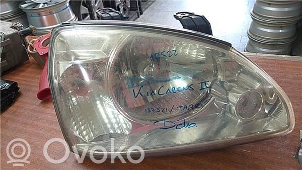 KIA Carens I Priekinis žibintas 