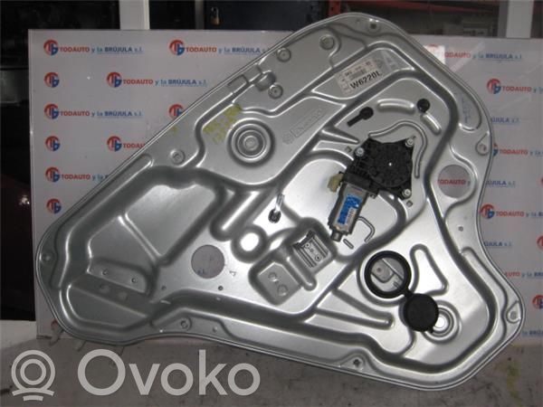 Hyundai i30 Interruttore di controllo dell’alzacristalli elettrico 