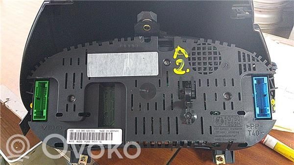 Audi A2 Speedometer (instrument cluster) 