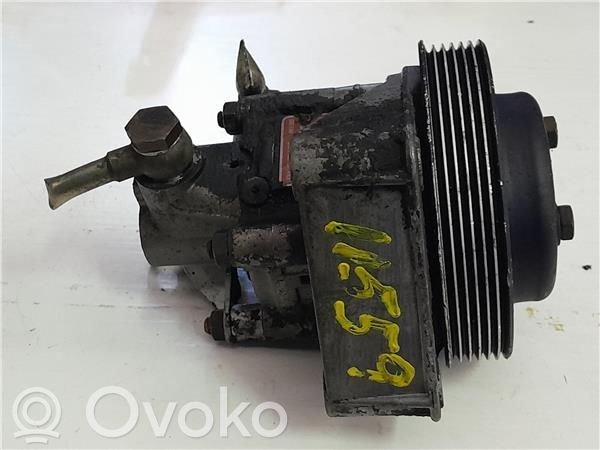 BMW 5 E34 Ohjaustehostimen pumppu 