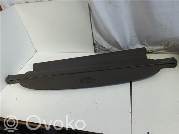 Volvo V50 Hattuhylly 